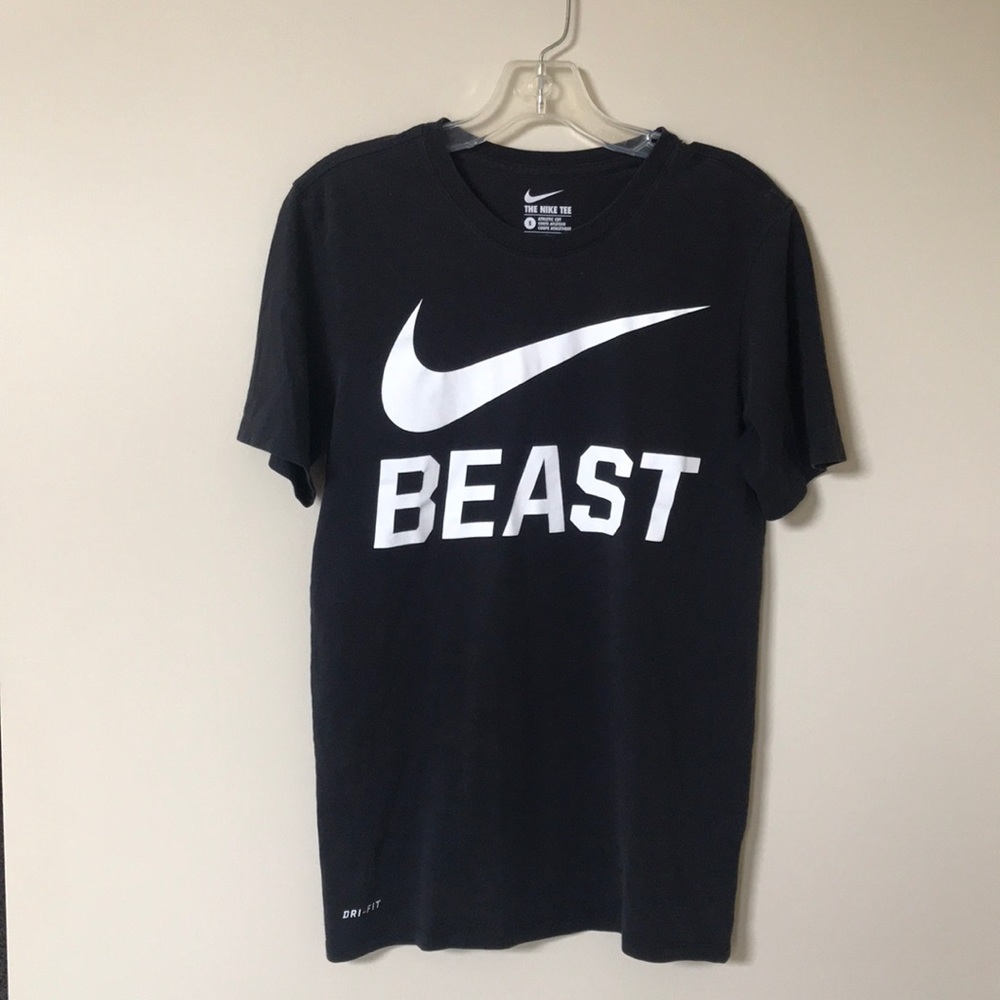 Nike Athletic Cut “BEAST” Logo Tee - S